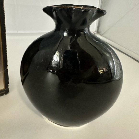 Deville Hand Painted Ceramic Vase Black Floral Bird - Picture 3 of 3